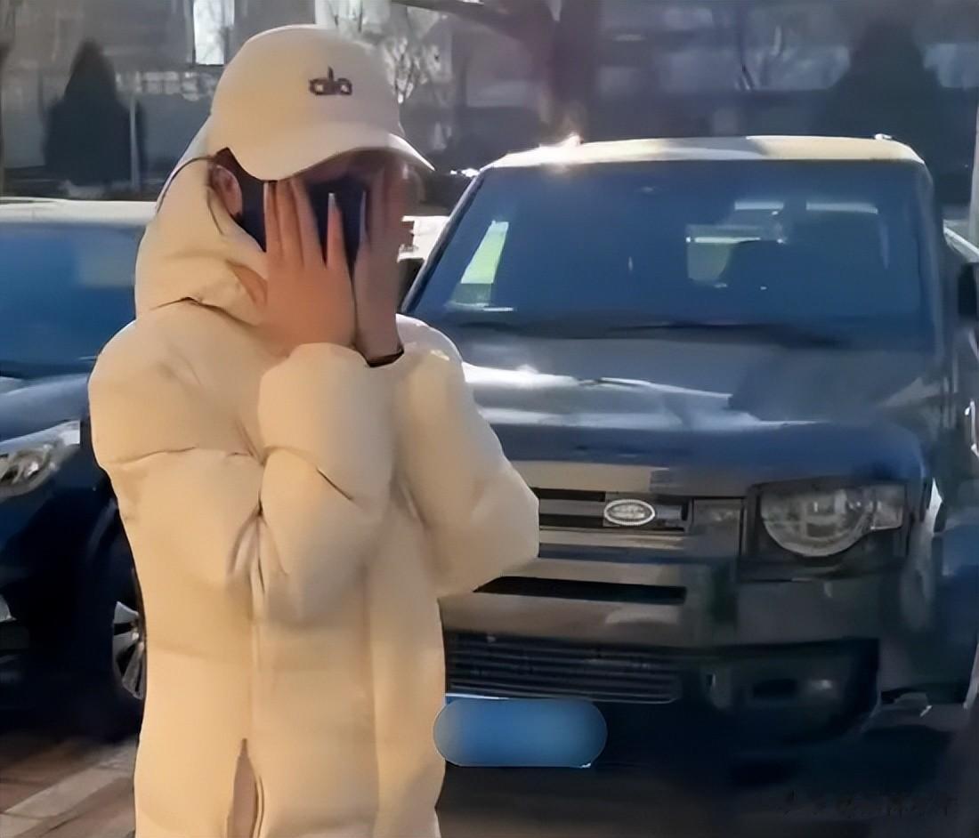 第一个捐款的明星出现了!苗圃现身嫣然医院捐款,更多名人声援