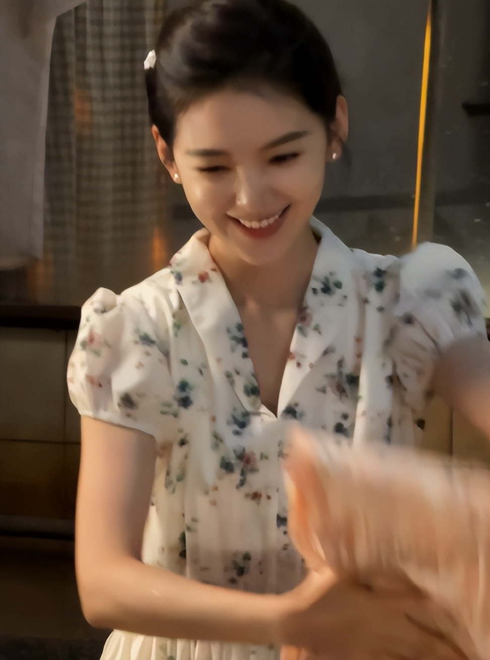 郑晓龙公开锐评章若楠演技，一针见血，句句说到中年观众心坎里