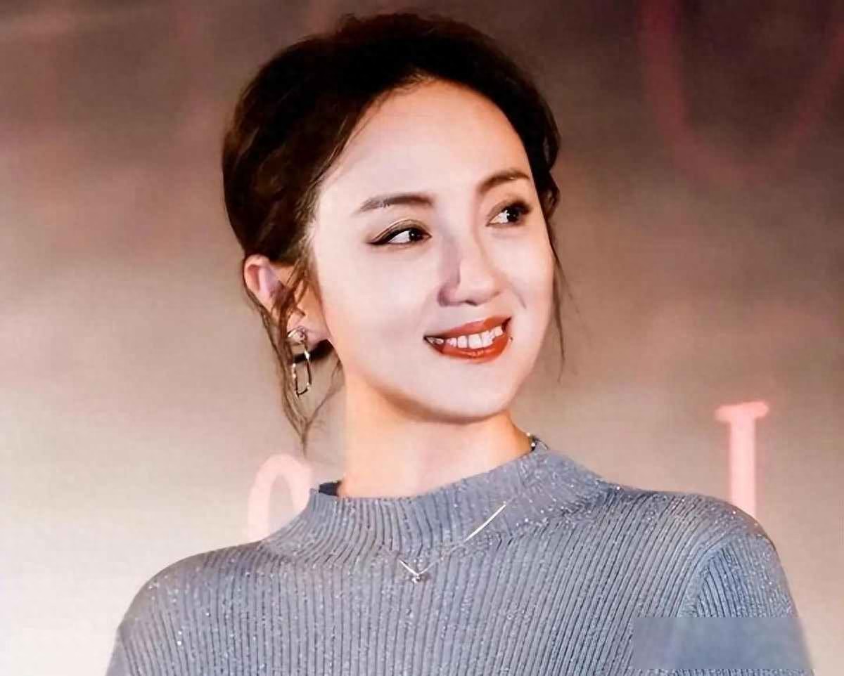 又一女星走上朱媛媛的后路，自曝癌症晚期，身体流脓标靶药失效