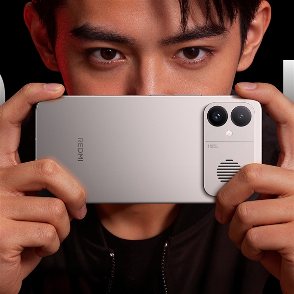 REDMI K90 Max外觀首次揭曉：太空銀機身+鋁合金中框