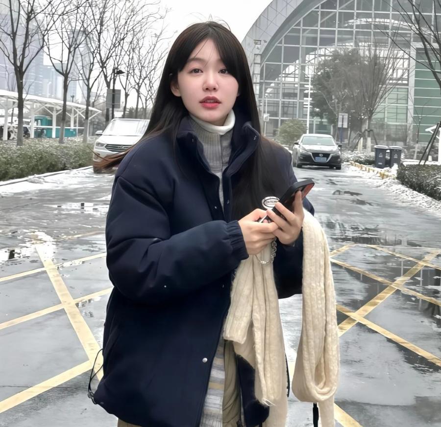 内娱猪系美人盘点：这3位女星都长着福气圆脸 观众缘爆棚！
