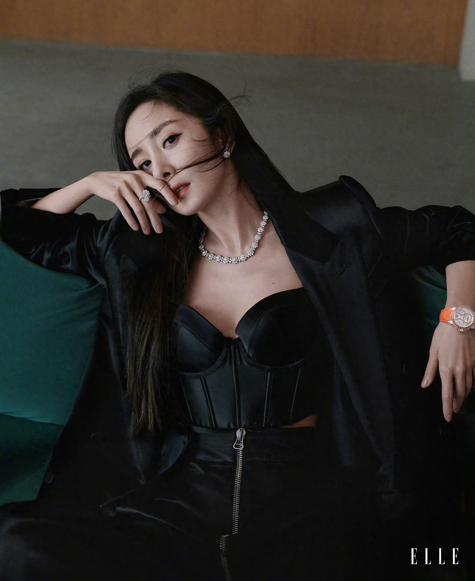 杨幂 已经褪去魅惑 带着一股霸气