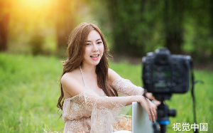 江氏千金逼我哥刷鞋，我一个电话打给首富：爸，你在外有私生女？