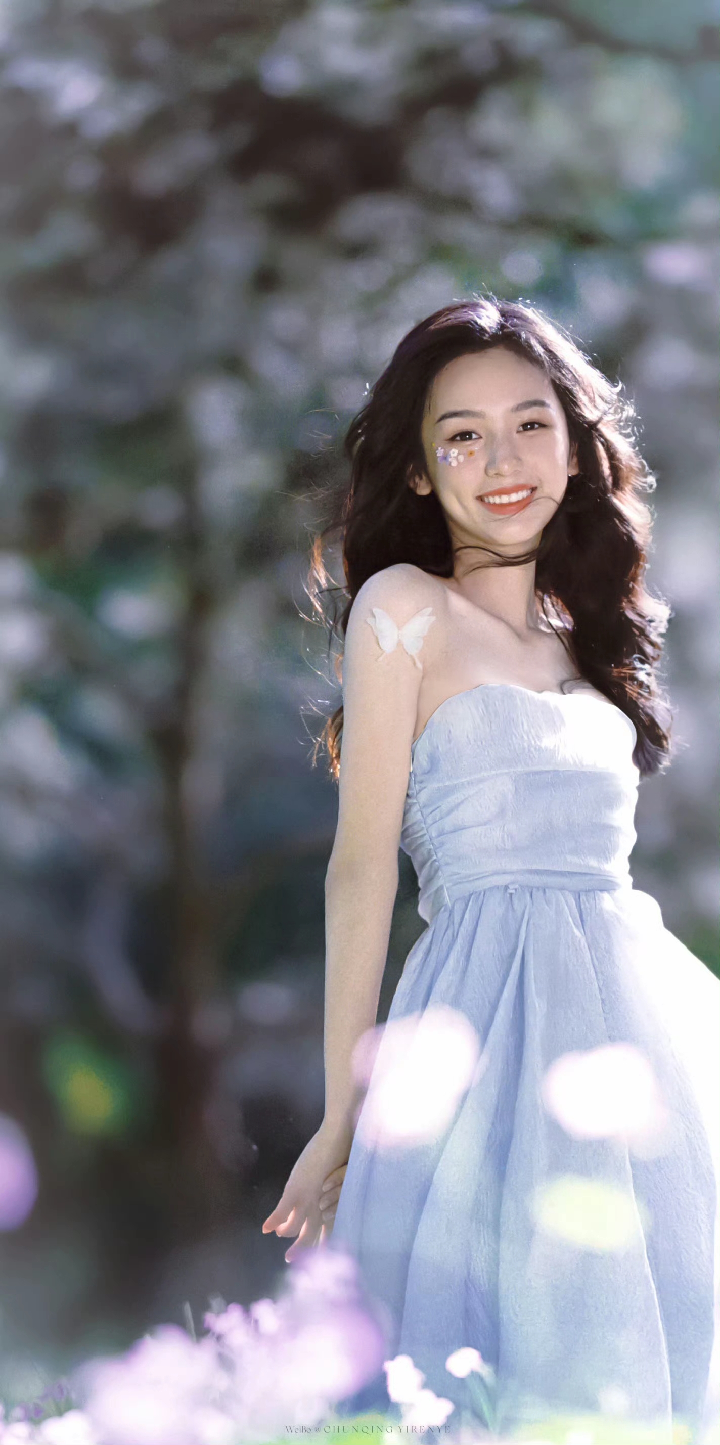 周也 清冷感与甜美感交织