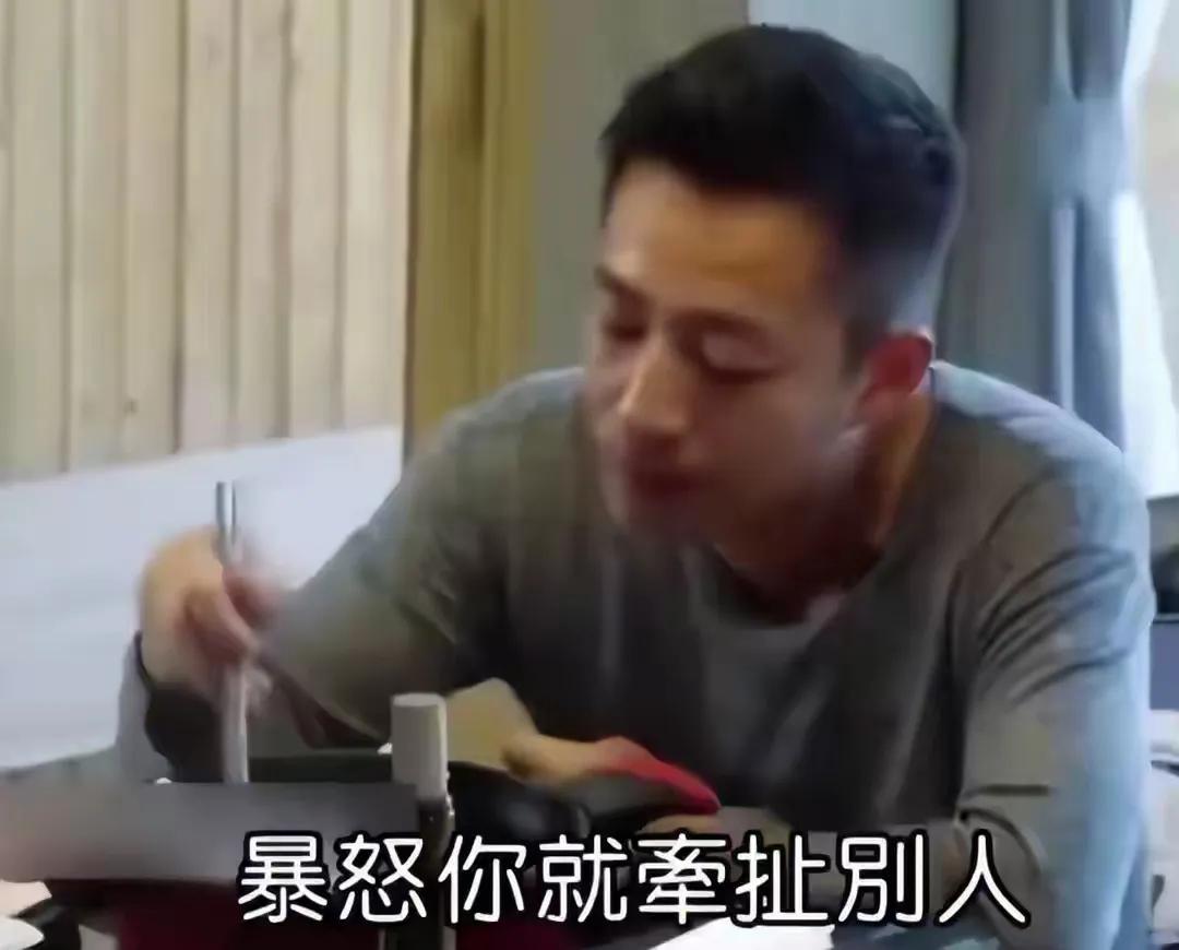 张兰收到元宵节礼物，孙女小玥儿送上对联，亲妈大S的教育很到位