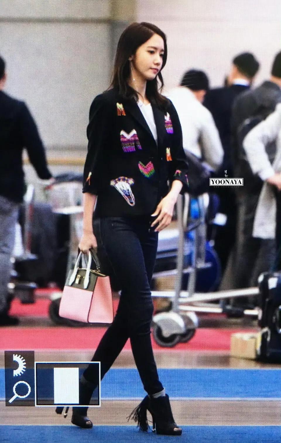 林允儿紧身牛仔裤漂亮吗