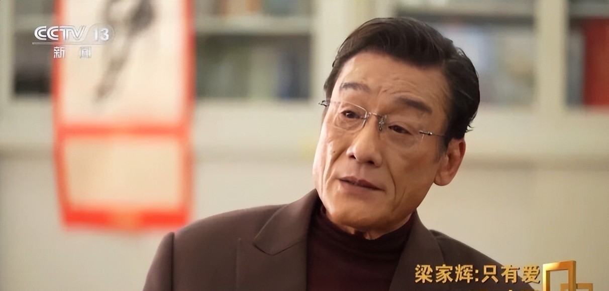 不需要靠演狠角色来证明气场，也不需要说大话博眼球