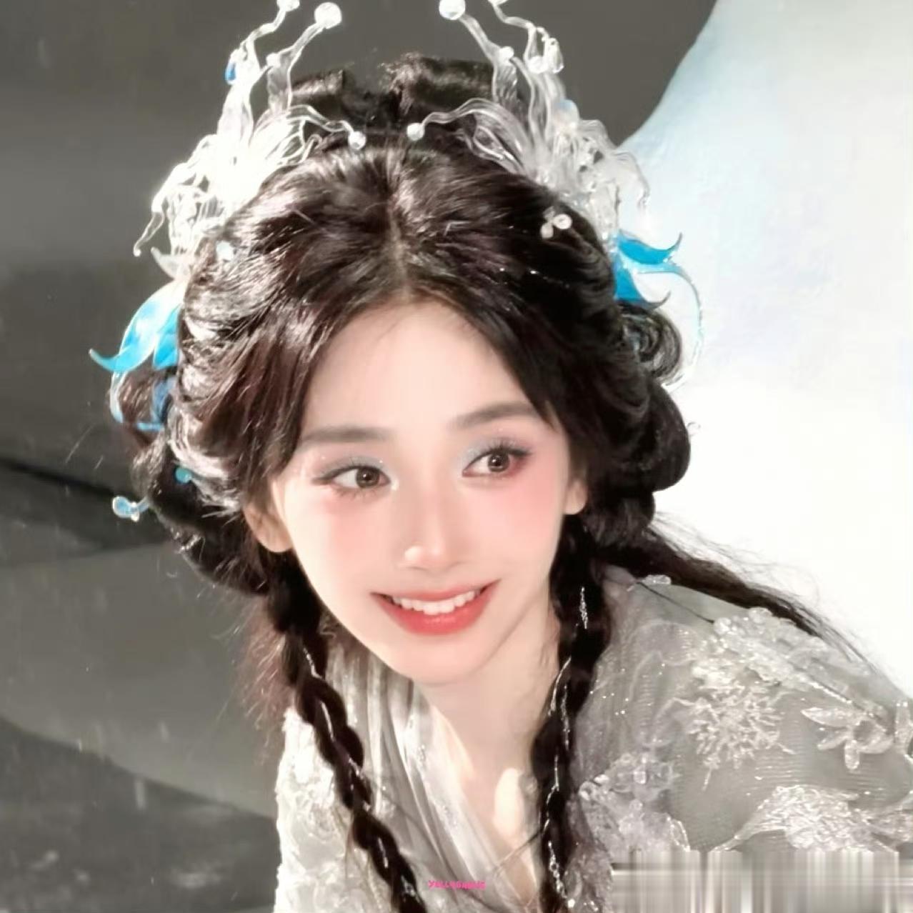 王影璐 确实有一股宝儿姐的娇憨感