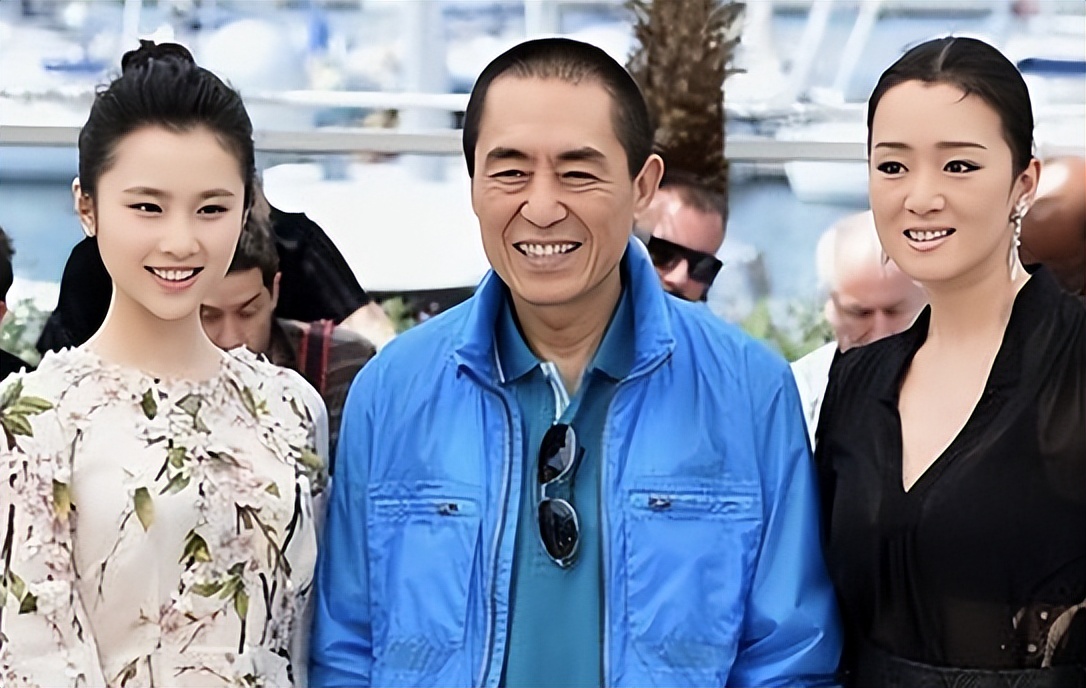 没后台没热度,32岁“谋女郎”现状:沦落和47岁于正演夫妻
