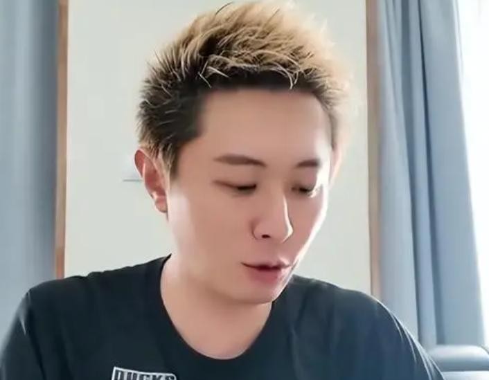 买超发视频辟谣，腿还在但承诺没了，邵晴产检报告没公布。