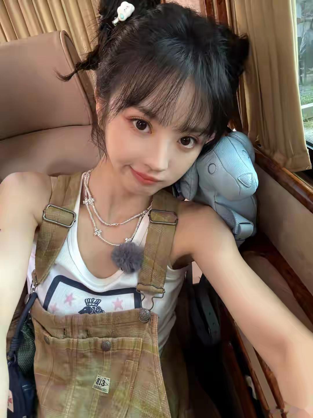 田曦薇自拍大赏，萌妹的代表