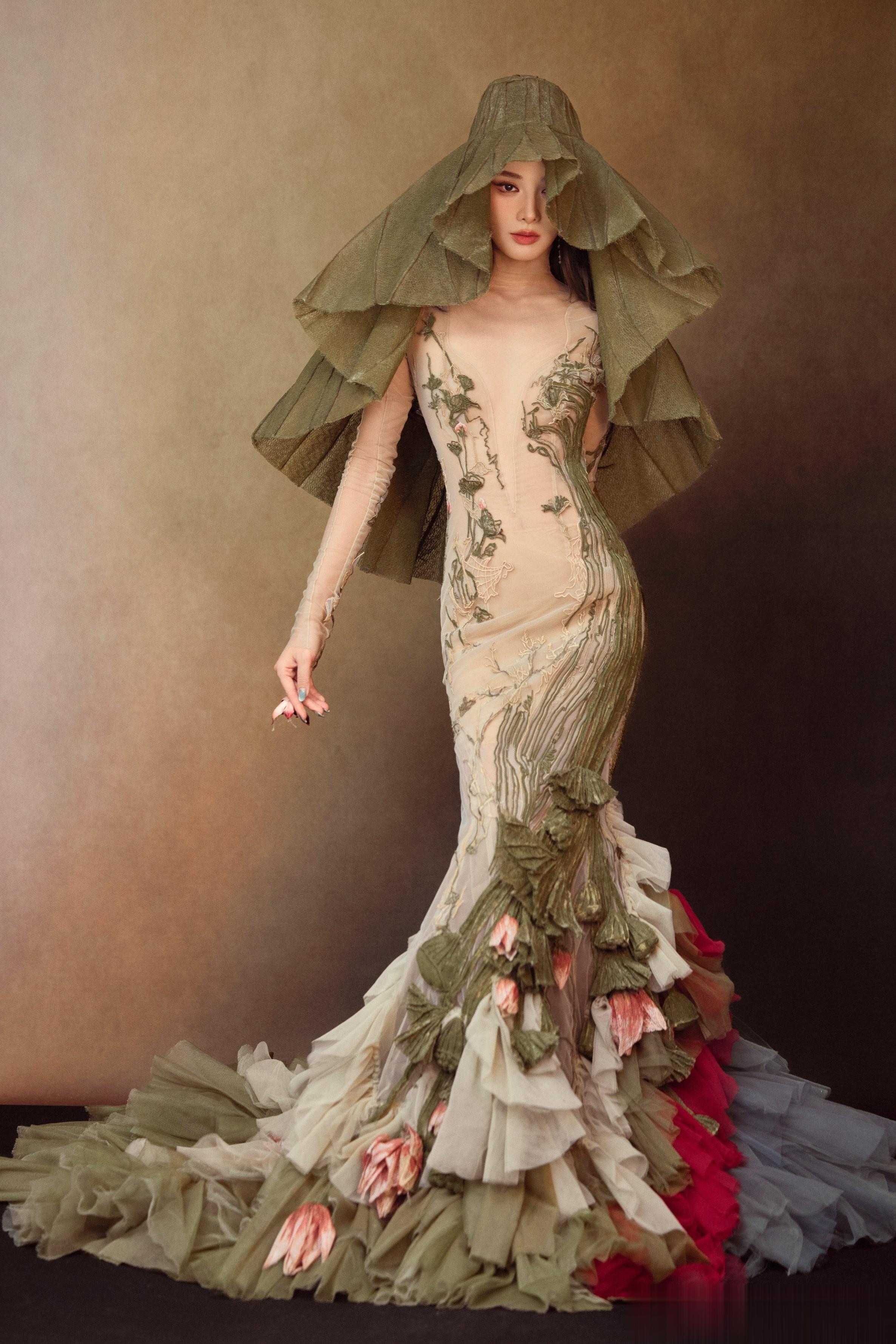 彭小苒身材真好