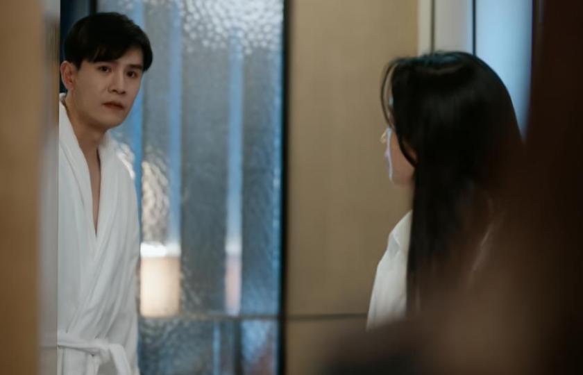 戏里演“渣男”，戏外好男人，婚后的经超把妻子宠成了公主
