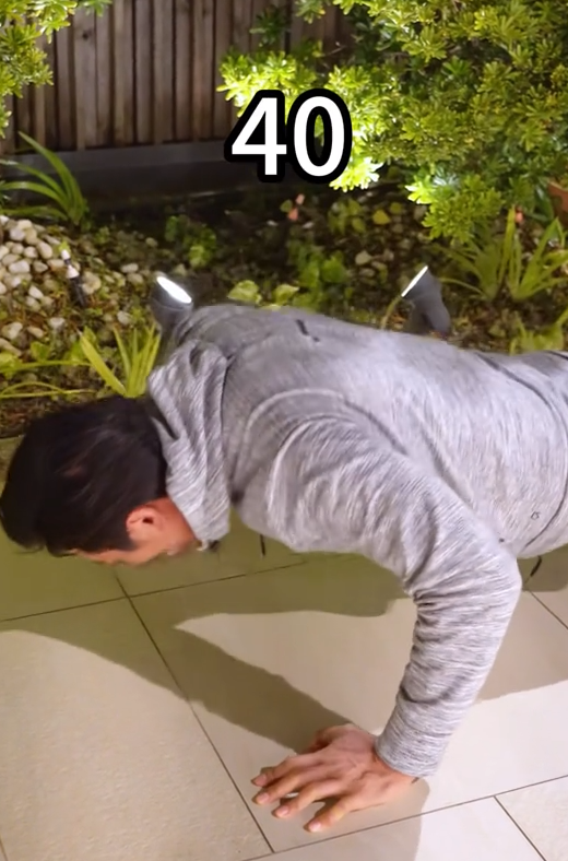 57岁马德钟自曝患强直性脊柱炎，无法根治或致死亡，否认因病离巢