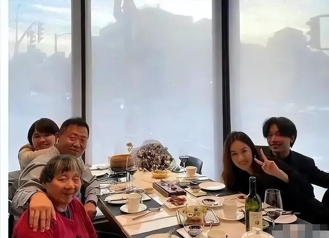 陈尊佑回应生母传闻，称并非保姆与周迅，相关信息早已公开