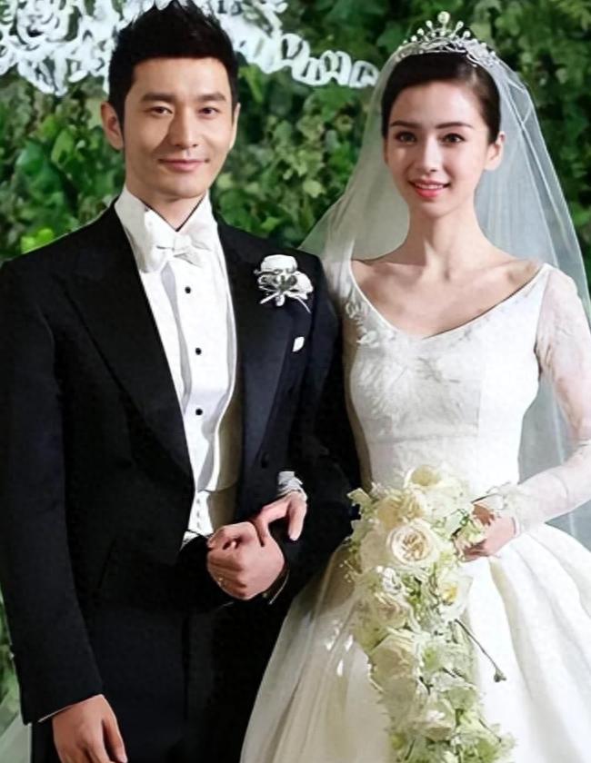 Baby带8岁小海绵回上海过年！穿新中式满身黄金奢侈品，有点土气