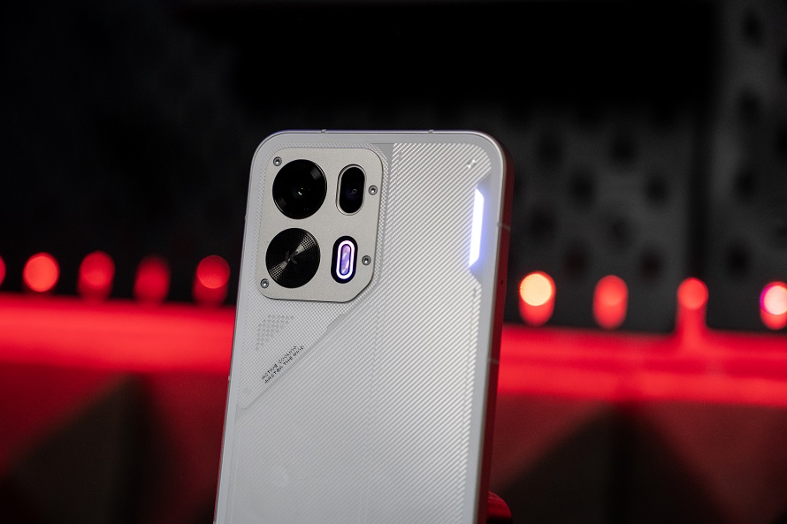 年輕人的潮流機，內置風扇的OPPO K15 Pro，藏著的是實用主義！