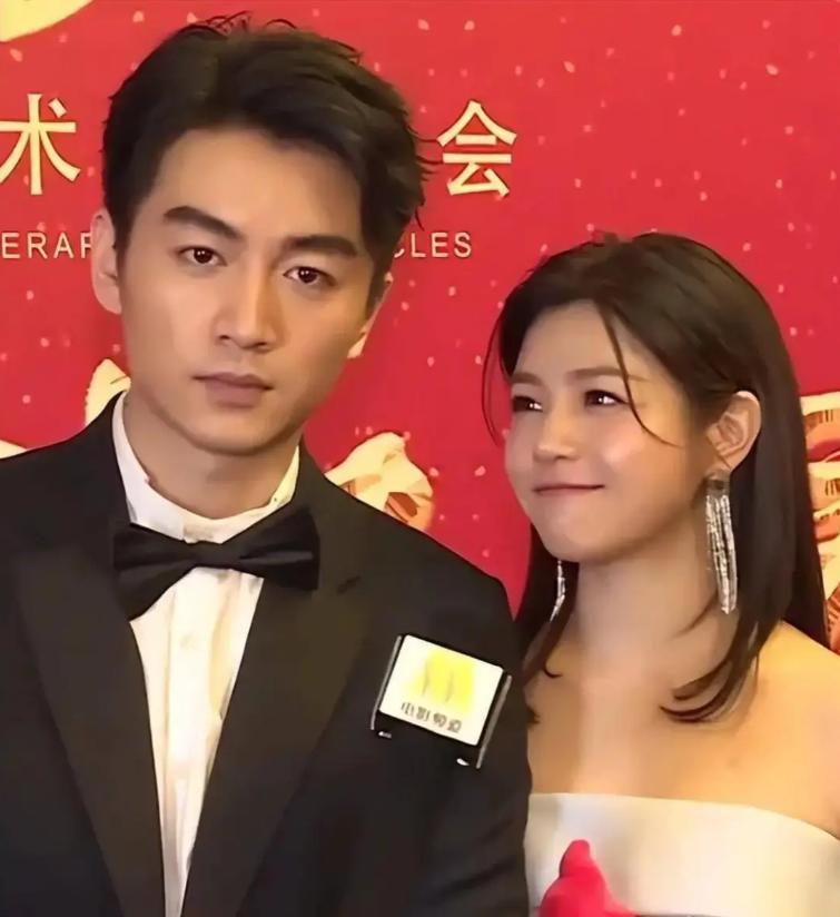 撕破脸了？陈晓反击陈妍希，背后真相太讽刺，赵丽颖评价一语成谶