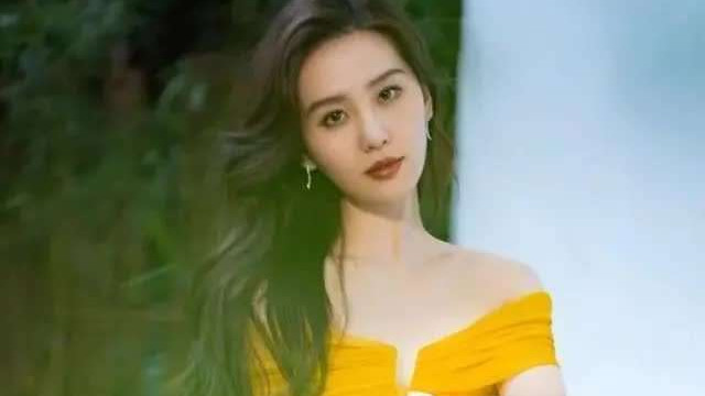 刘诗诗穿黄色连衣裙太美了