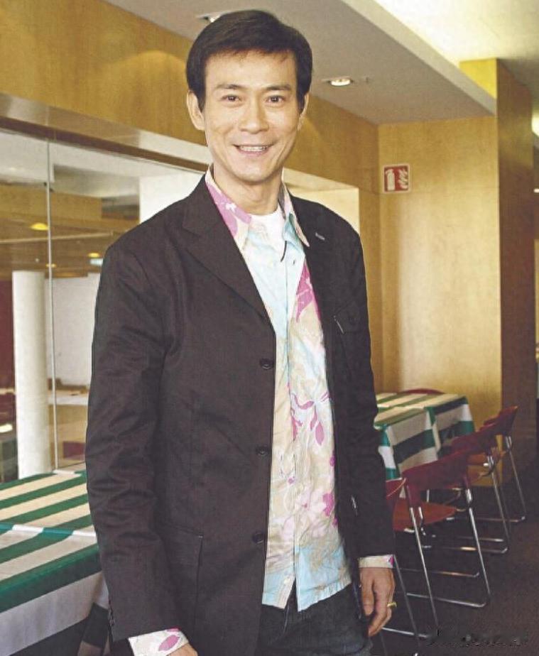 郑少秋丧女3年,人间蒸发后首次现身,一句“别担心我”透露近况