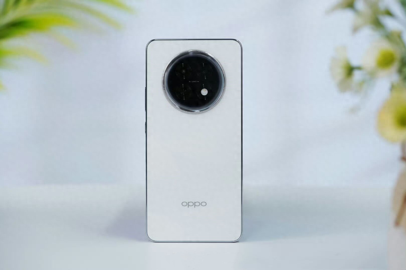 6.8英寸直屏+7000mAh+IP69防水，512GB跌至1664元