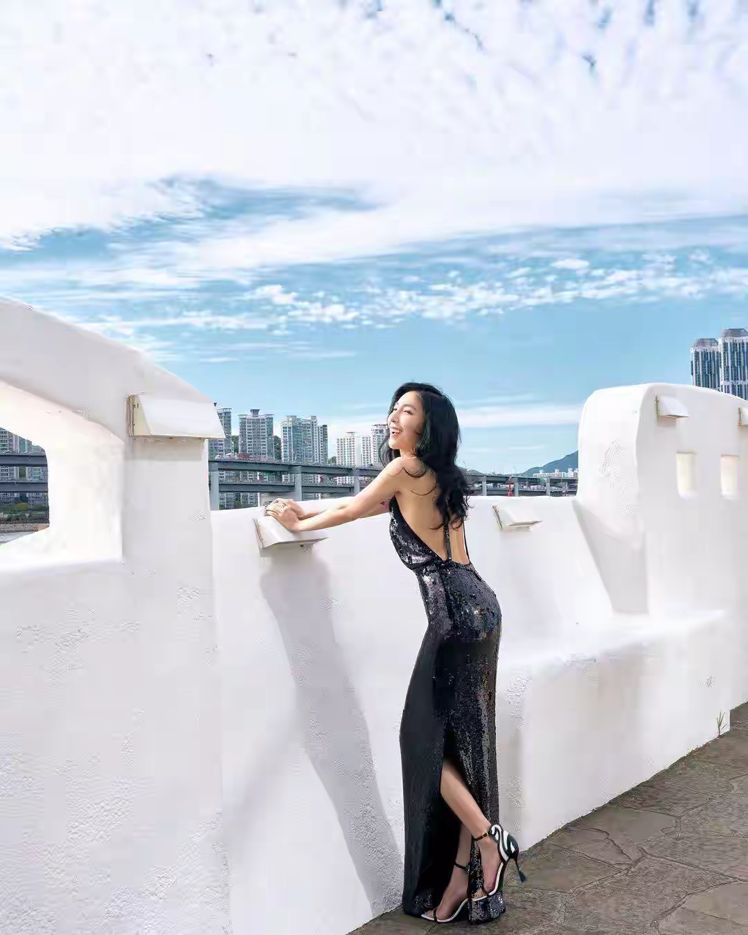 杨谨华御姐气场全开，美到让人挪不开眼