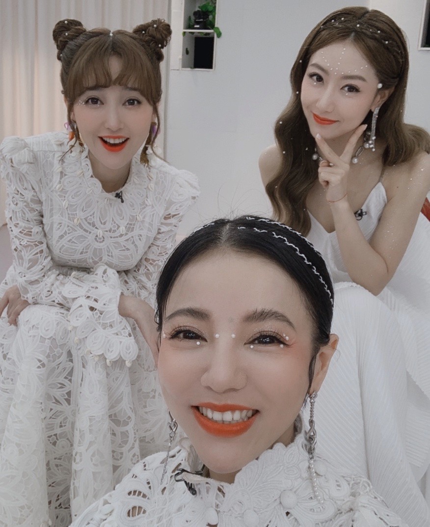 看了赵子琪在《浪姐7》的待遇，金巧巧的话，终于有人信了