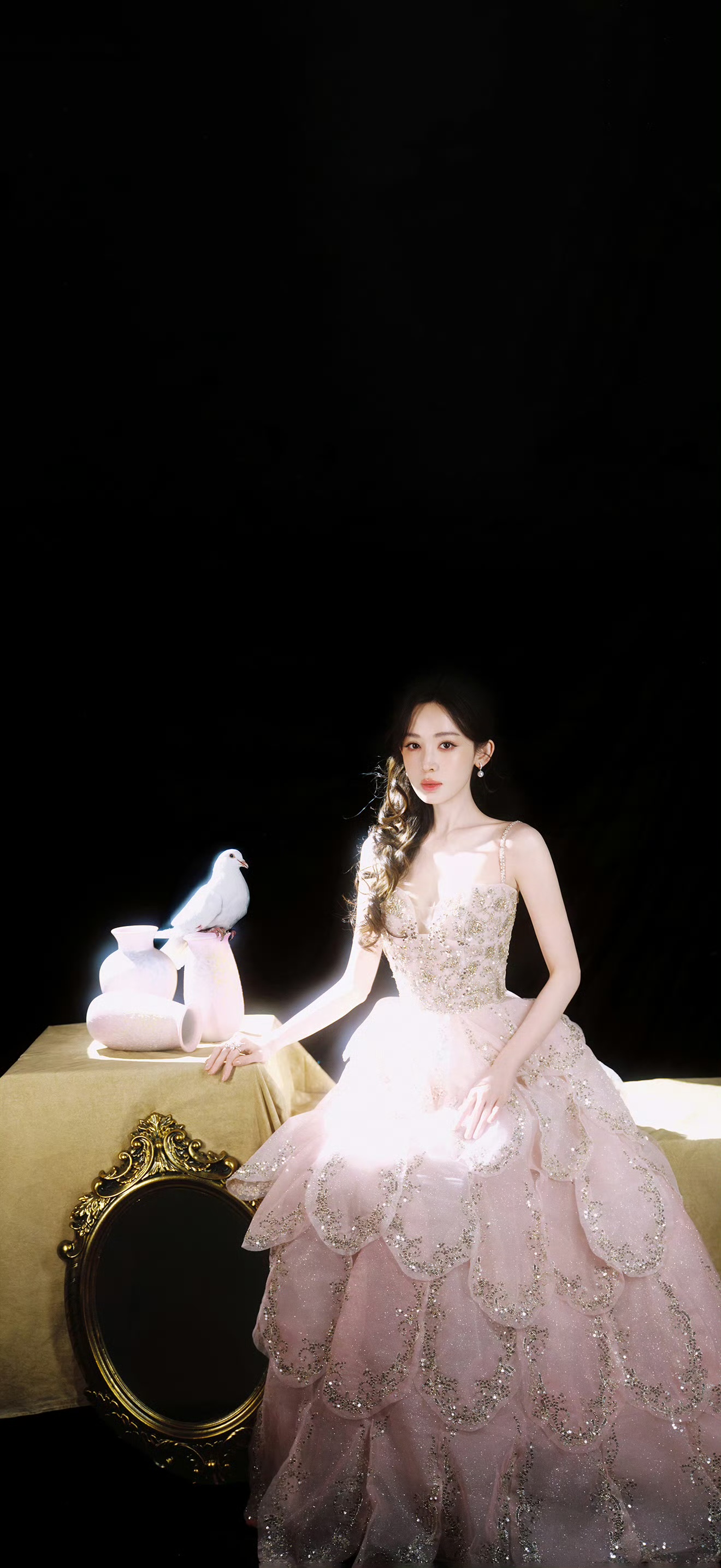 美女壁纸第4696期—古力娜扎