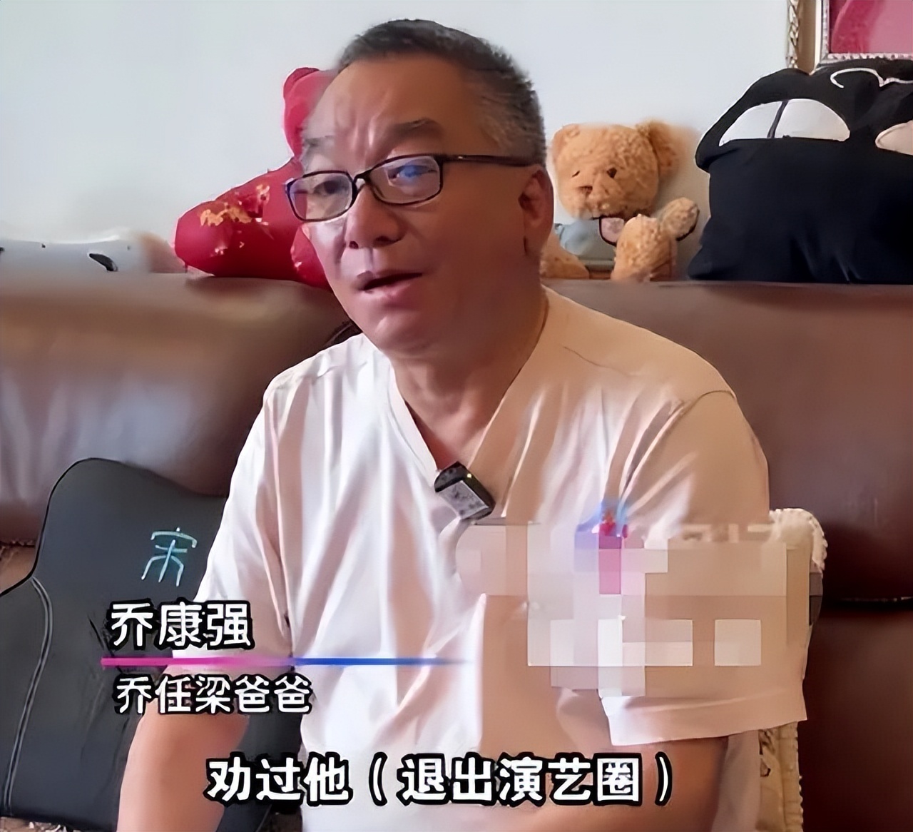 乔任梁父母首度公开细节，儿子死因复杂，别墅里全是药，早有预兆