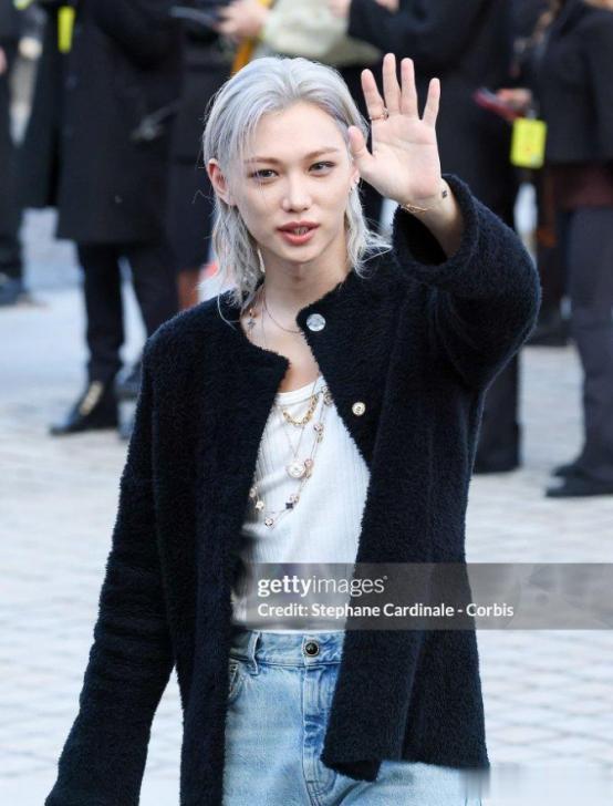 LV大秀太真实！Lisa三角区尴尬，全智贤面相大变，周冬雨真爷们儿