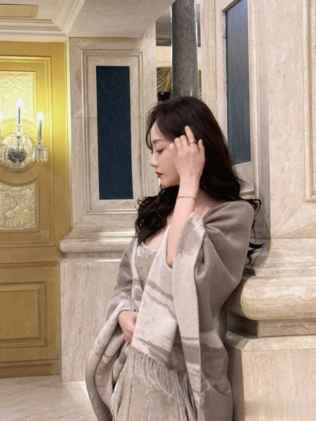 杨蓉：时尚穿搭，太美了