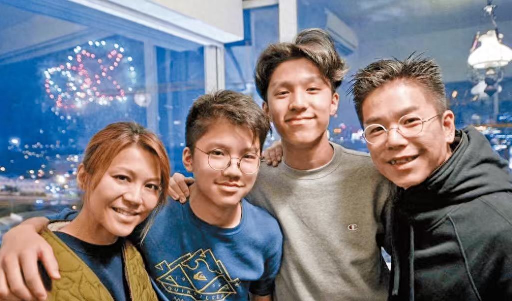 恭喜！香港知名女星失婚5年被曝新恋情，与前夫离婚后仍是朋友