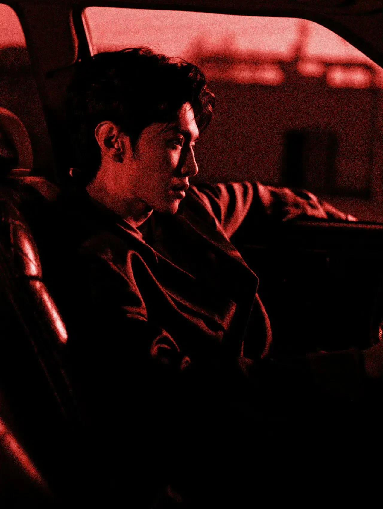 微博之夜出图：辛芷蕾高定加持卢昱晓神女造型，看得出大家都很卷