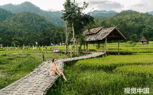 姑姐要用一百块租我陪嫁的宝马，被我拒绝后老公偷我车钥匙给她，我报警盗窃后他们却疯了