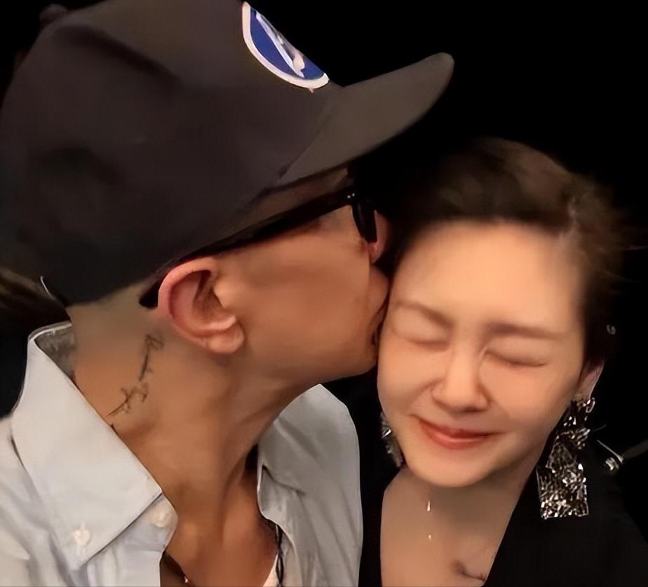 S家被耍了!具俊晔回韩翻红,S妈崩溃大哭拉踩小菲,张兰发怒提告