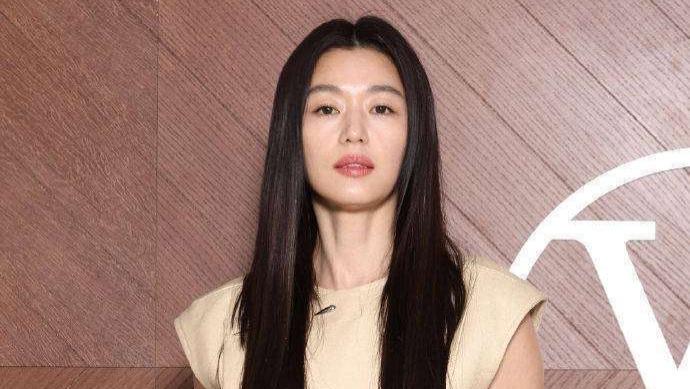 44岁全智贤生图曝光！