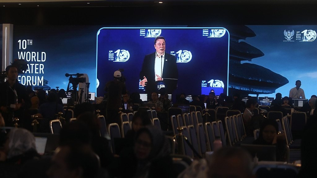 反轉！SpaceX或推遲火星“殖民”，優先登月，只為彌補NASA延遲囧境？