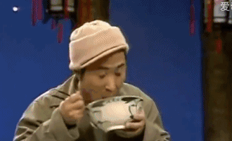 时隔28年，陈佩斯、朱时茂“重返春晚”！一张口就让观众看哭了