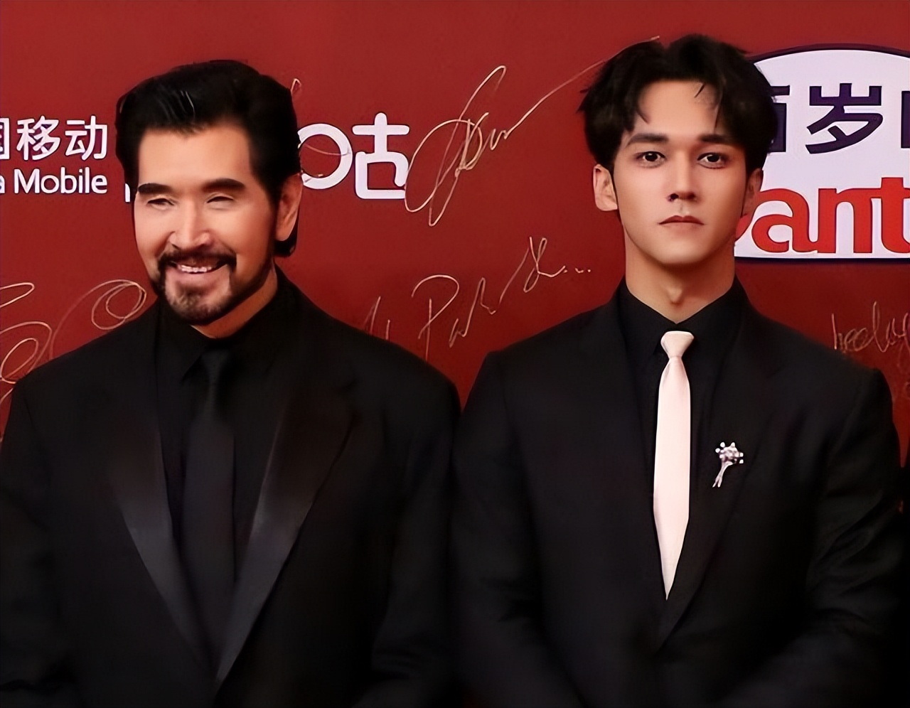 64岁费翔终于还是崩溃了，这次他给所有不婚不育的年轻人提个醒了