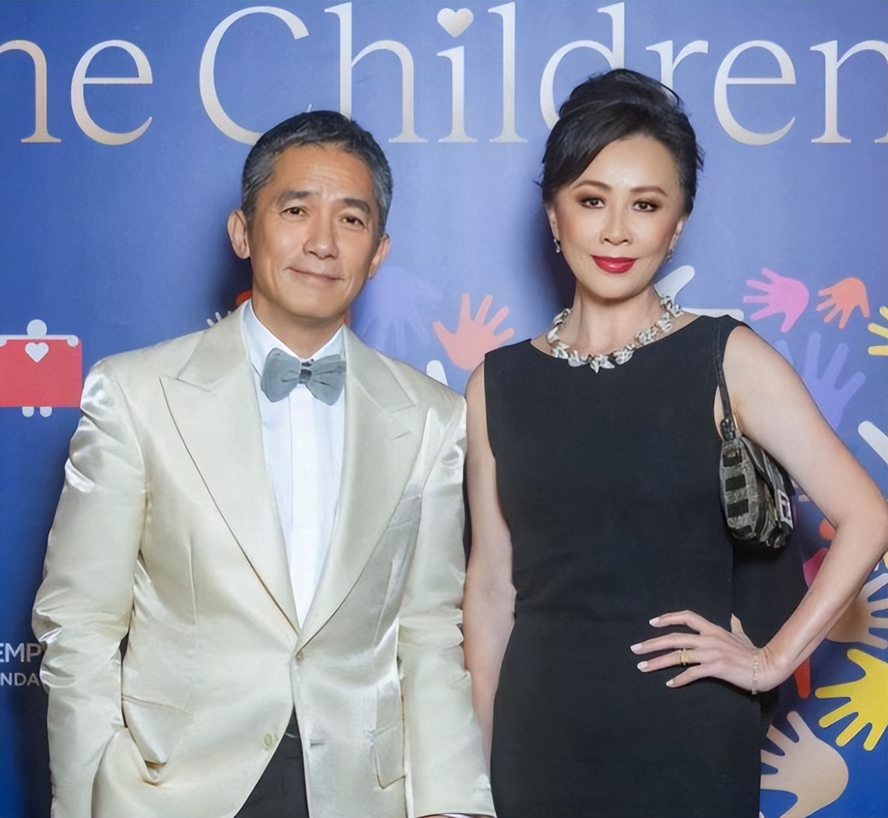 丁克, 知三当三, 出轨胡军， 刘嘉玲医美撞脸蔡明 梁朝伟躲日本不出现