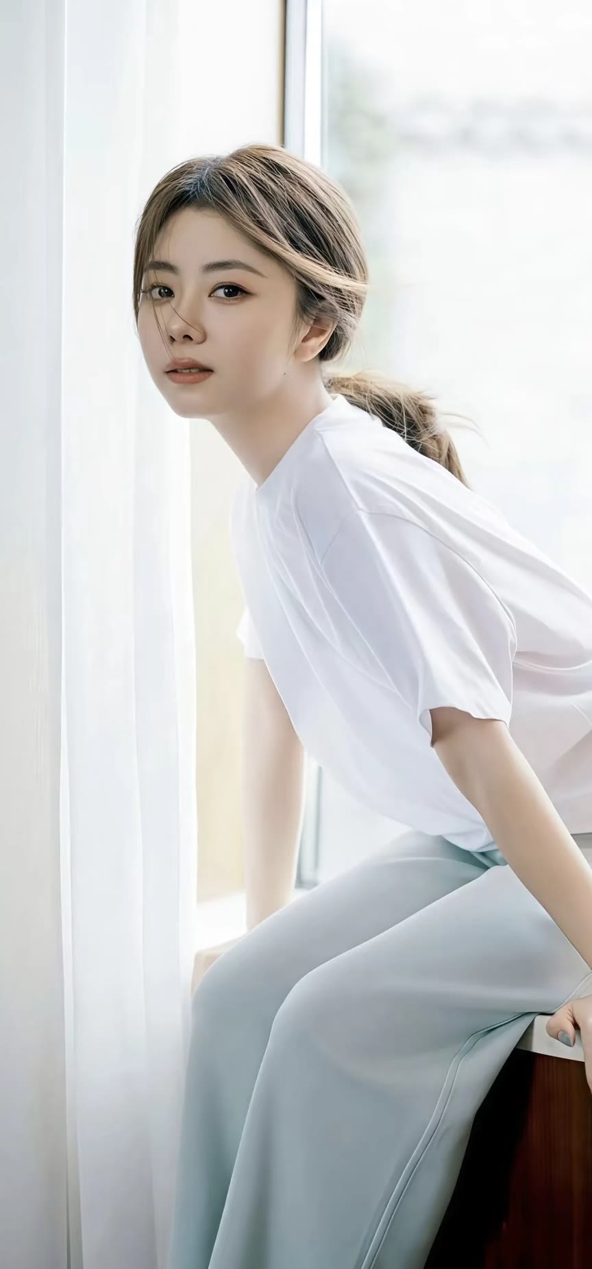 美女壁纸第5251期—谭松韵