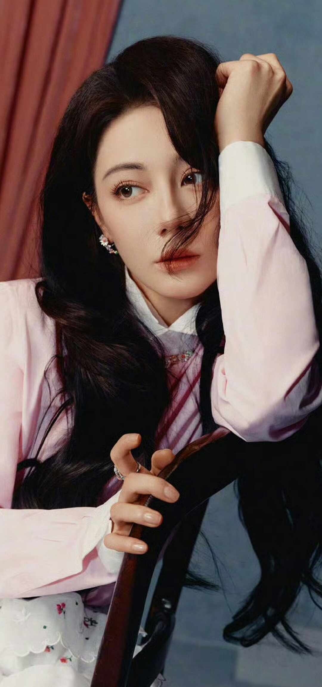 美女壁纸第5046期—迪丽热巴