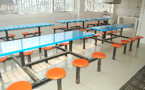 "清官"家里2亿现金发霉，他却每天骑自行车上班，吃食堂盒饭，一双皮鞋穿20年