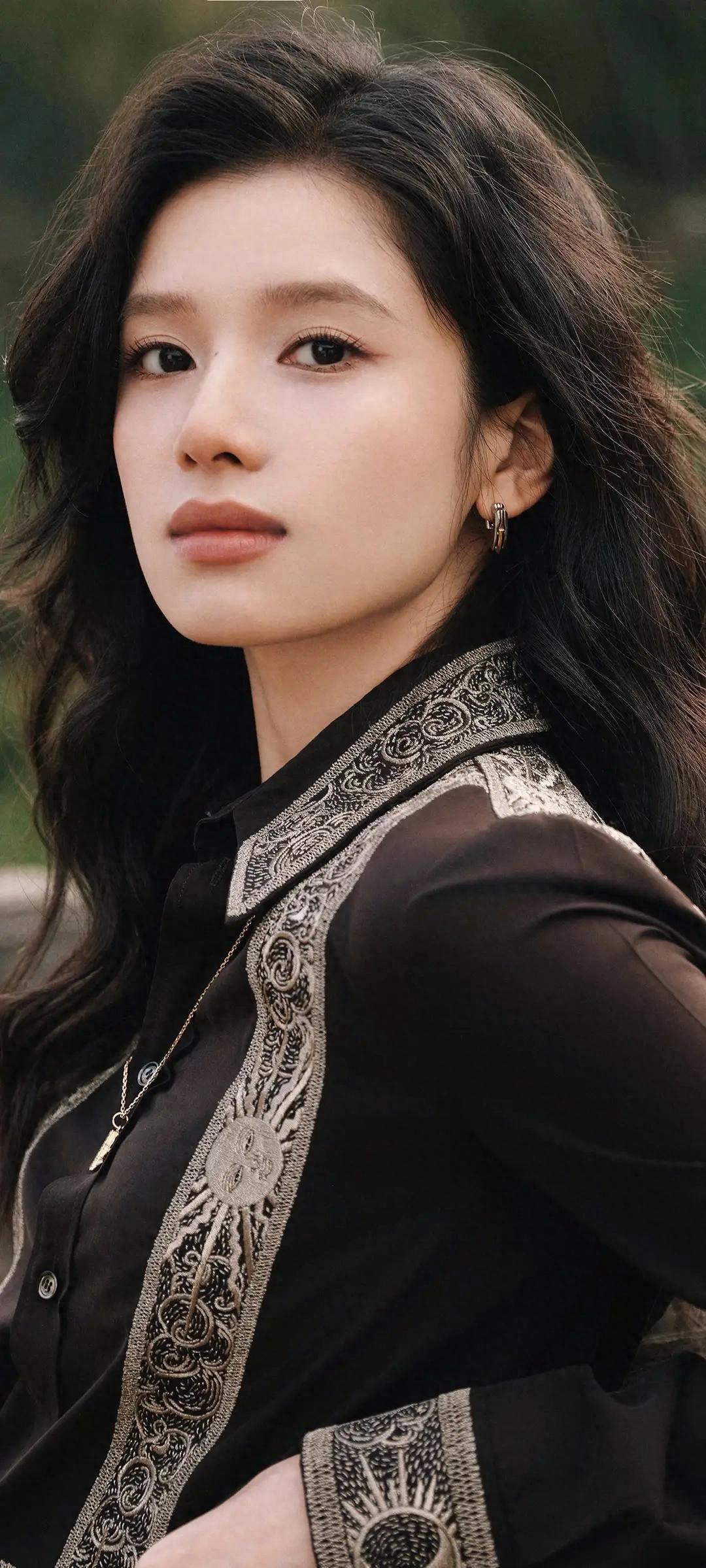 精选明星壁纸（586）张婧仪