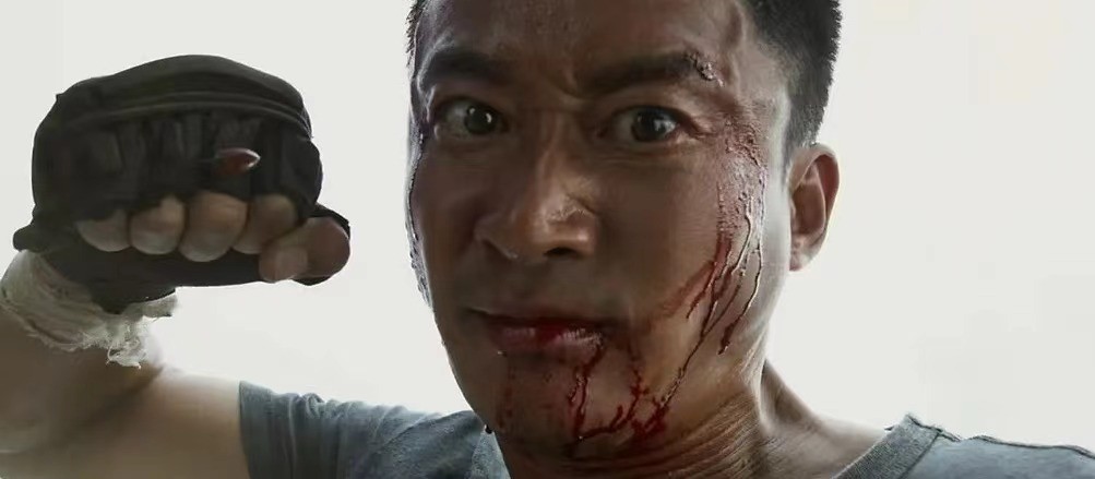 吴京一身肌肉火爆全网,打了多少“假肌肉”男明星的脸