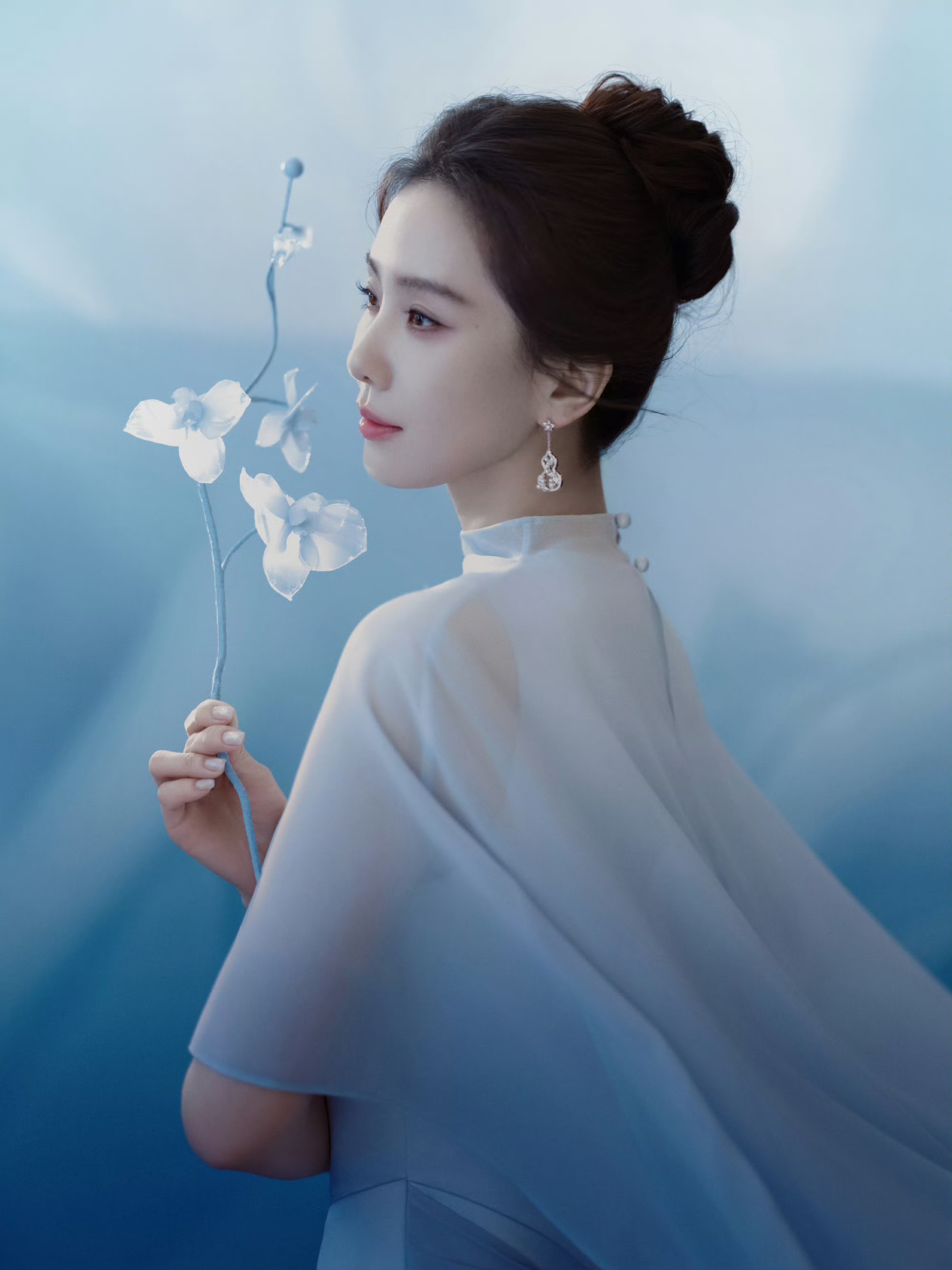 刘诗诗浅蓝轻纱连衣裙，女神降临