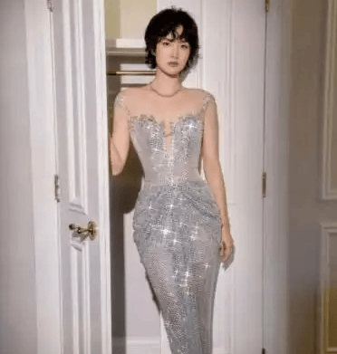 李现敬酒被无视，姚安娜擦肩而走零交流