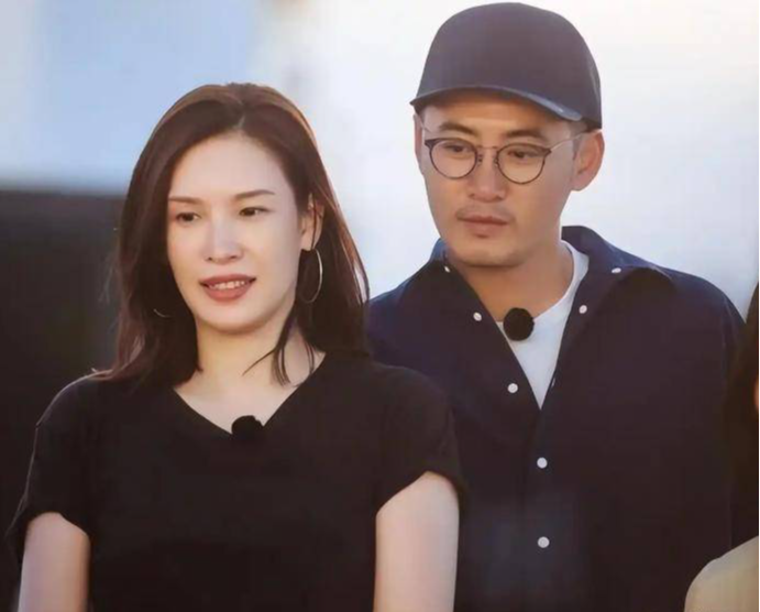 佟晨洁宣布与魏巍离婚