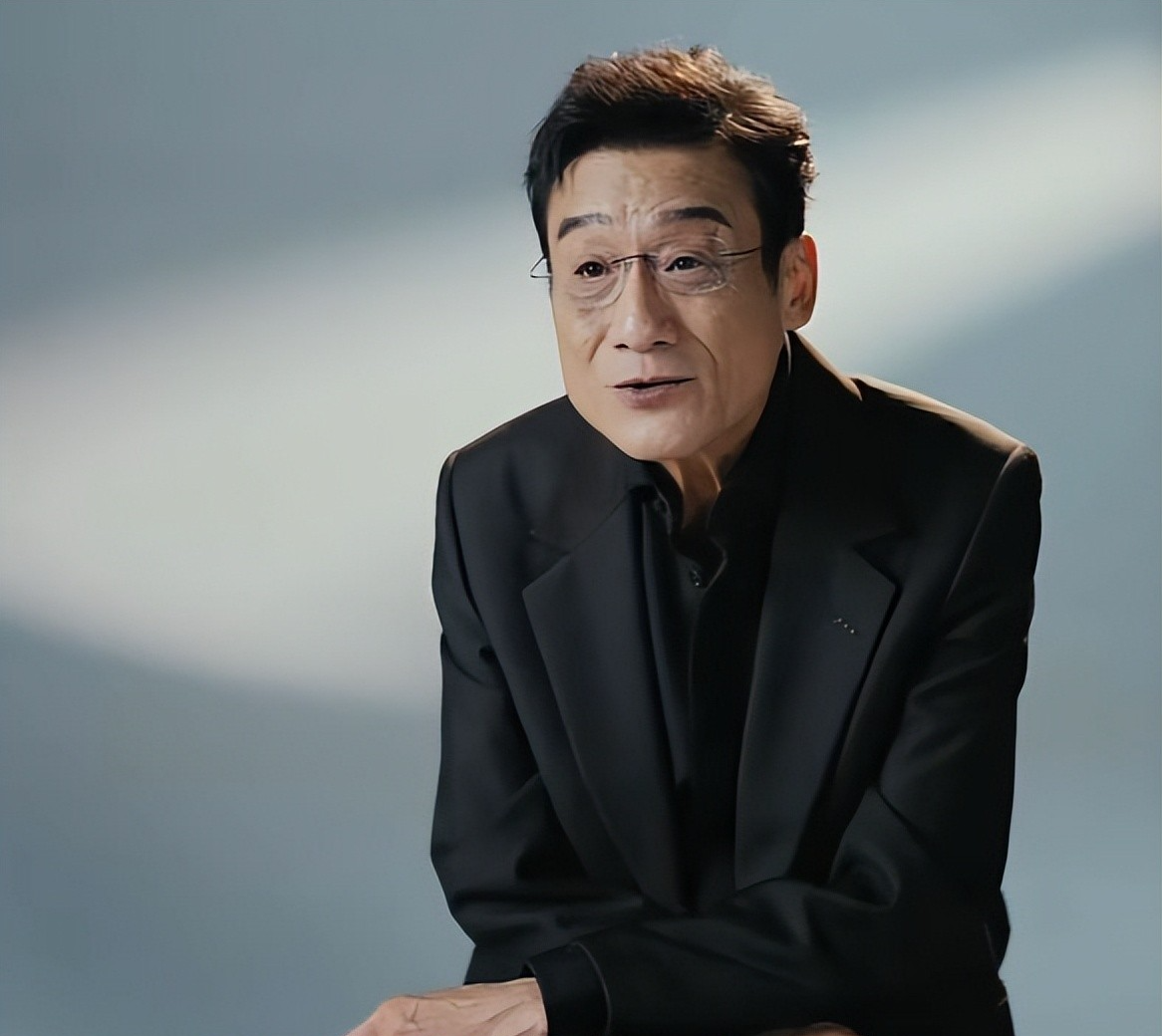 不需要靠演狠角色来证明气场，也不需要说大话博眼球